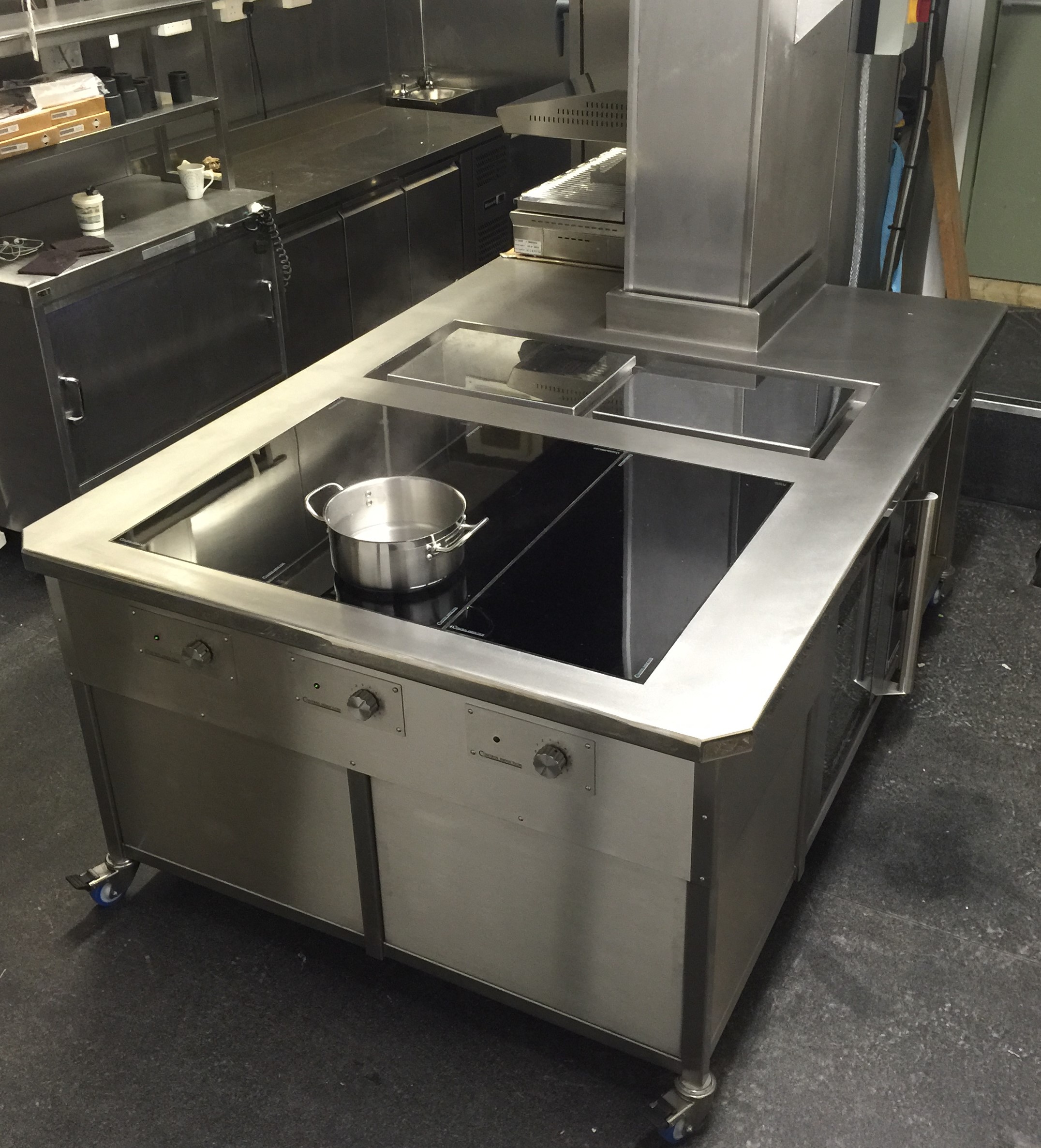 Chrome Plancha - Induction Cooking Suites, Induction Stoves and