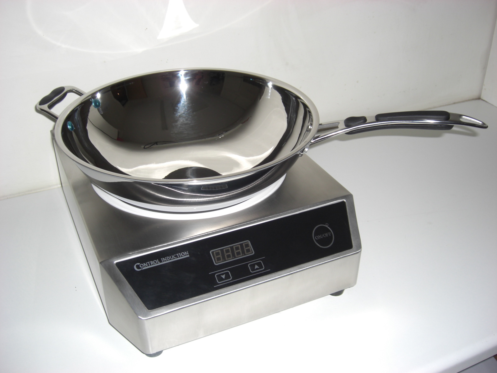 induction cooker wok ci131g